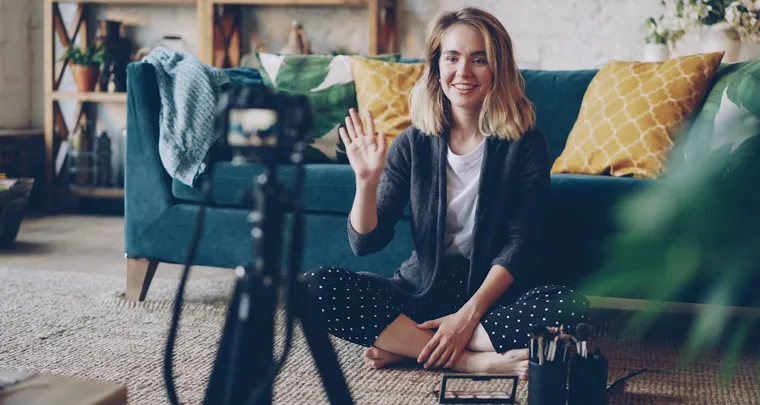 Building Your Artistic Identity Online